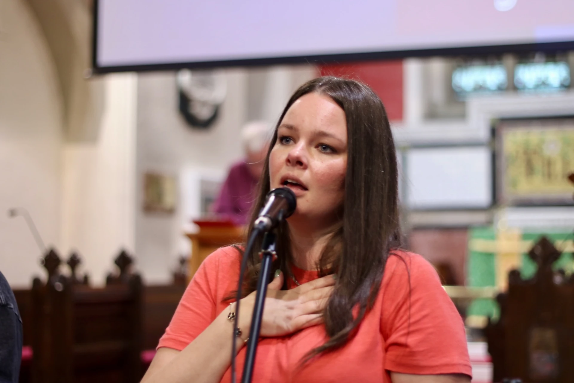 Jen, singer