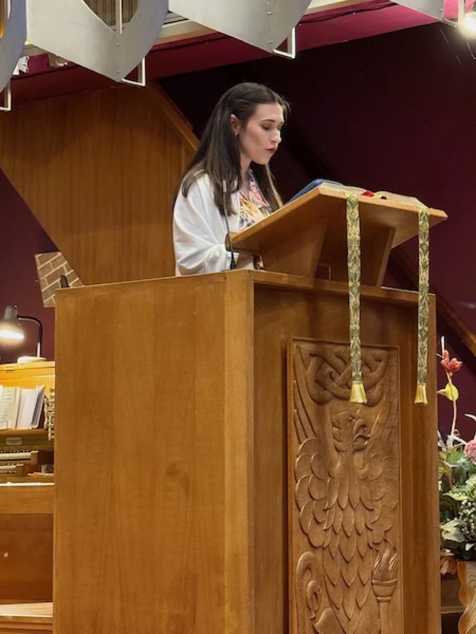 Millie Bellew reads