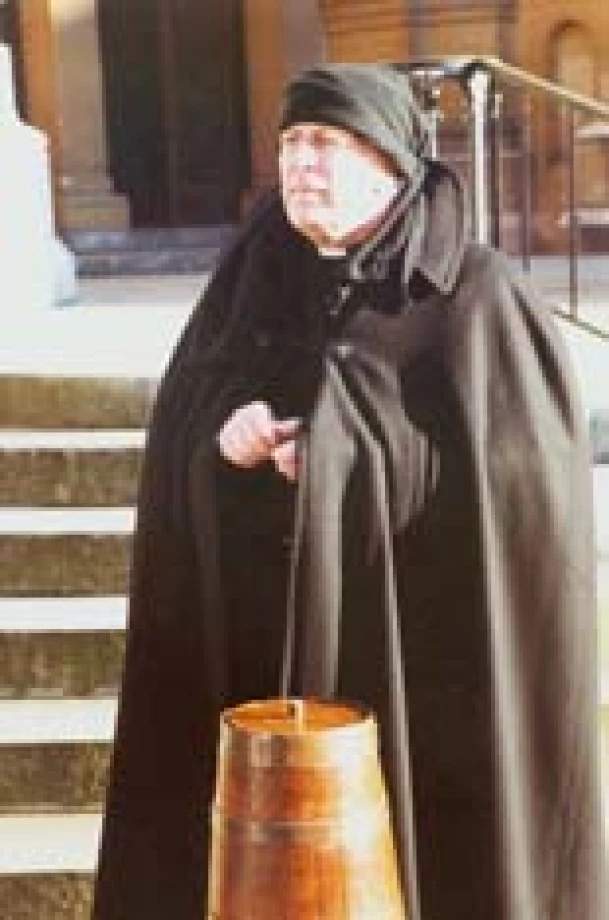 Cathedral Charities sit-out passes £200,000