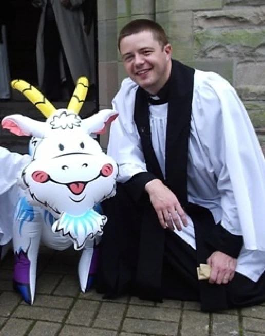 Holywood sends goats to Africa