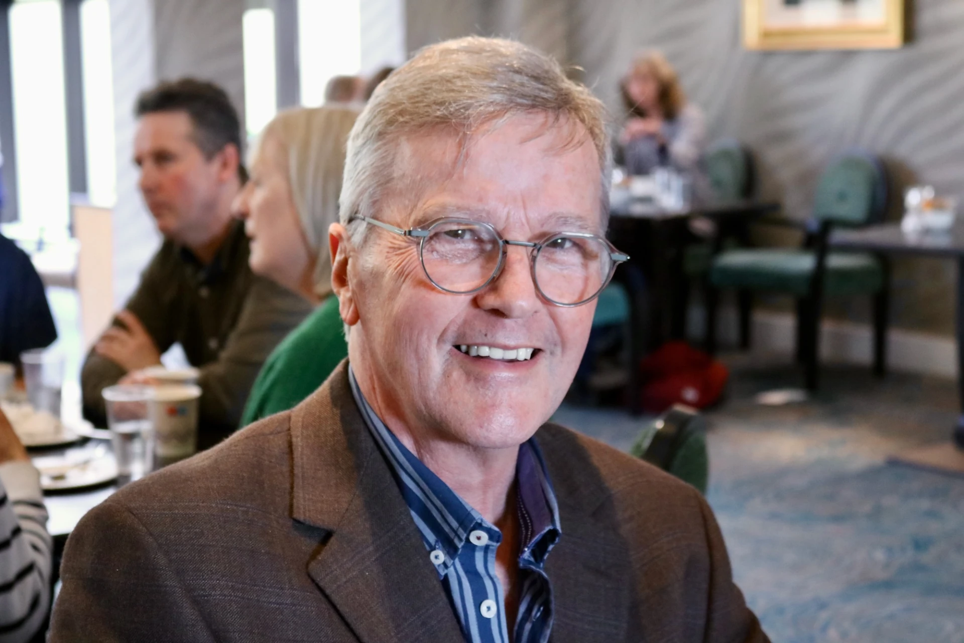 Seminar leader Jeremy Stewart (Down)