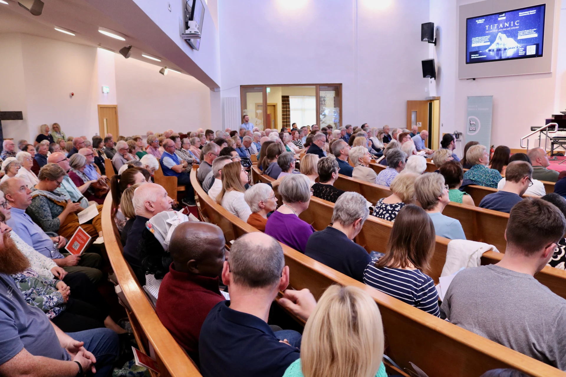 St Saviour's is filled to capacity