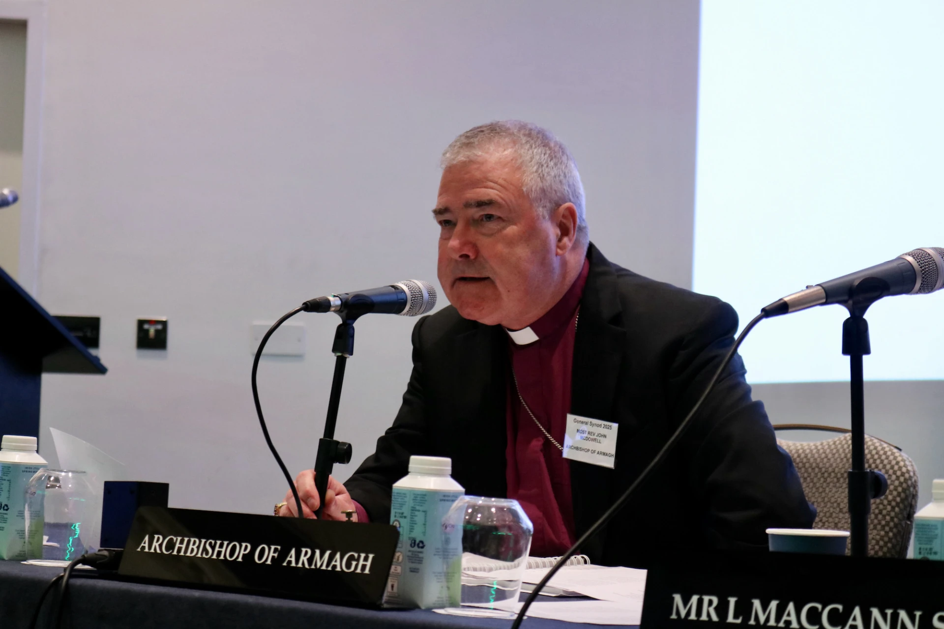 The Primate chairs proceedings